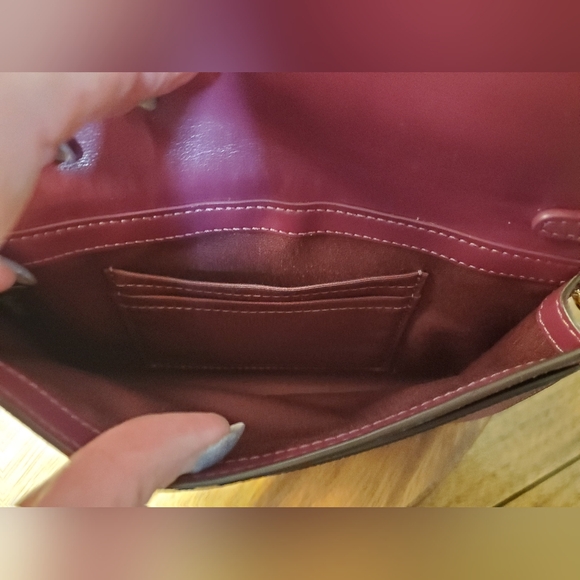 COACH CELL CROSSBODY WALLET IN PERFECT CONDITION! - Picture 12 of 14